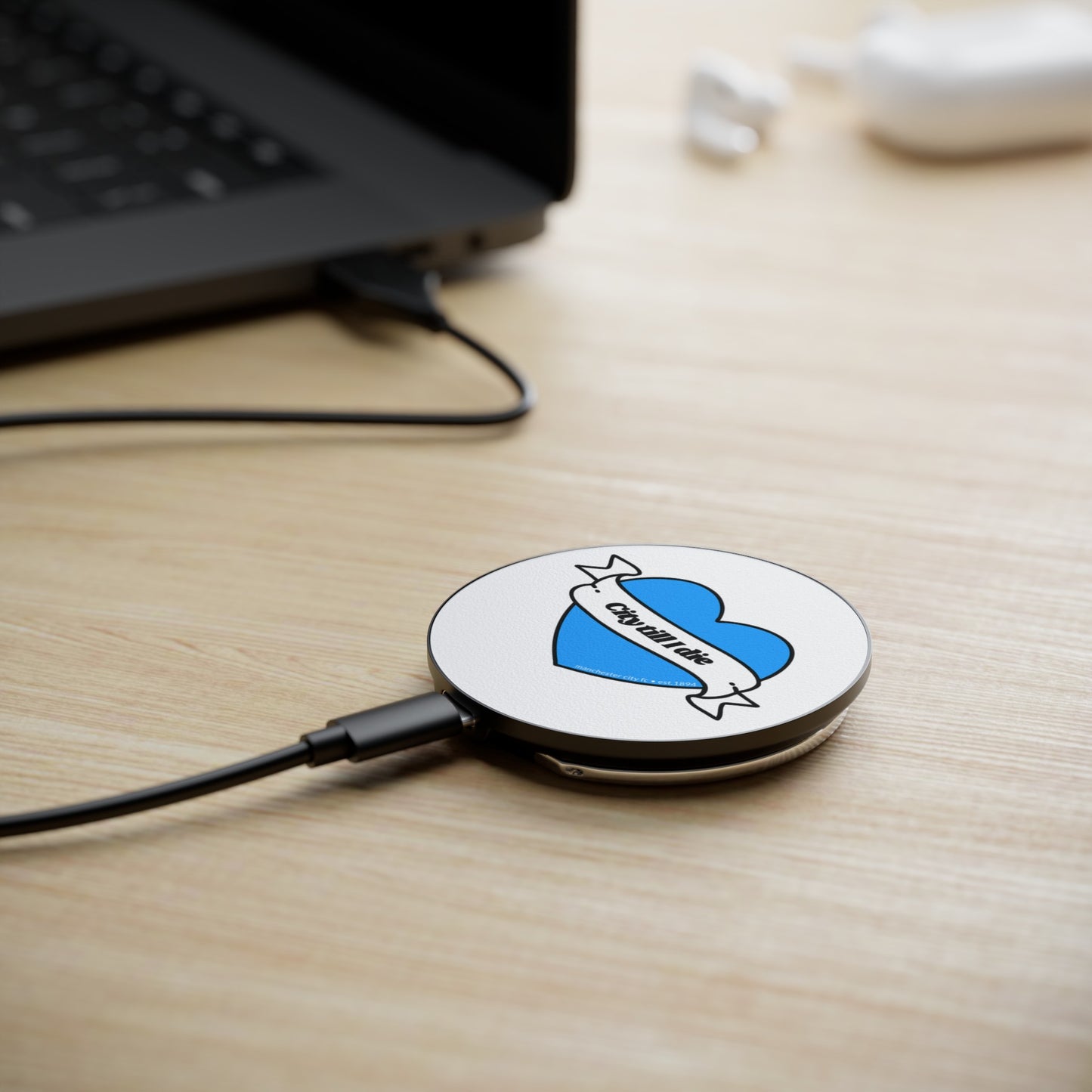 MANCHESTER CITY WIRELESS CHARGER